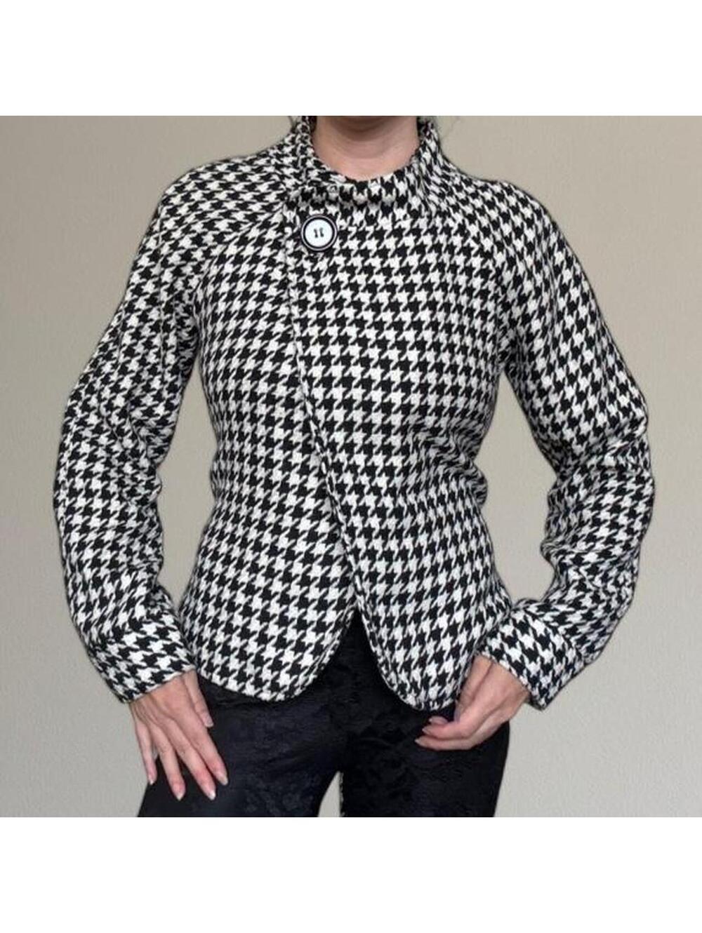 Vintage forever 21 houndstooth jacket.